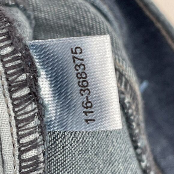 The Loft Bermuda Denim Dark Wash Jean Roll Up Shorts - Picture 8 of 10